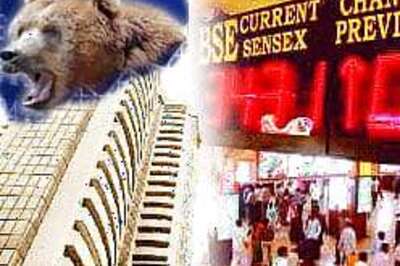 Bear goes for kill; Sensex bleeds 2pc
