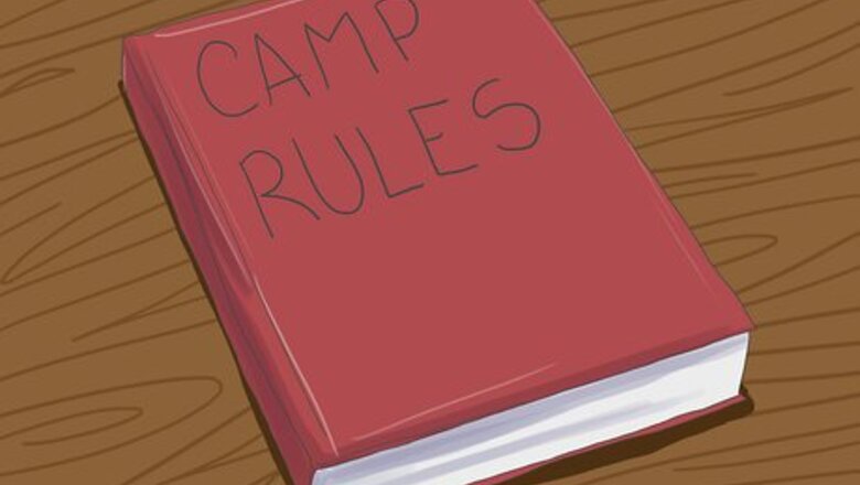 How to Decorate a Camp Bunk Bed