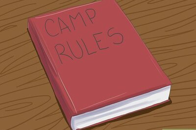 How to Decorate a Camp Bunk Bed
