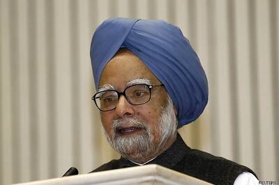 Manmohan Singh calls for focus on poverty eradication