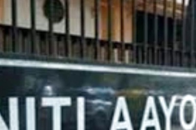 At Least 40 Cr Individuals Don't Have Any Financial Protection for Health: Niti Aayog