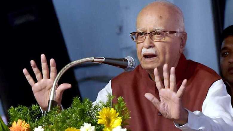 Advani Lauds Pranab's RSS Visit, Says It Will Help Create 'Much-Needed Atmosphere of Tolerance'