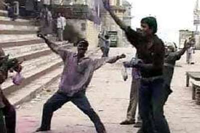 Varanasi bounces back for Holi blast