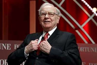 Coronavirus punishes Warren Buffett as Berkshire Hathaway takes big writedown