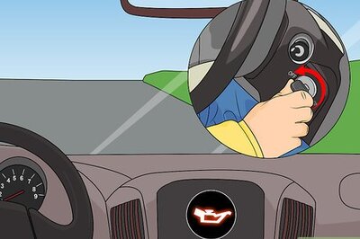 How to Respond When Your Car's Oil Light Goes On