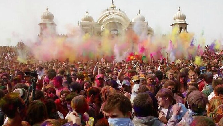 India-Born Muslim Cop Security In-Charge of Hindu Temple in US