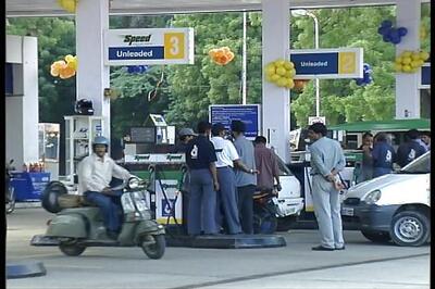 LPG cylinders to be available at petrol pumps in metro cities soon