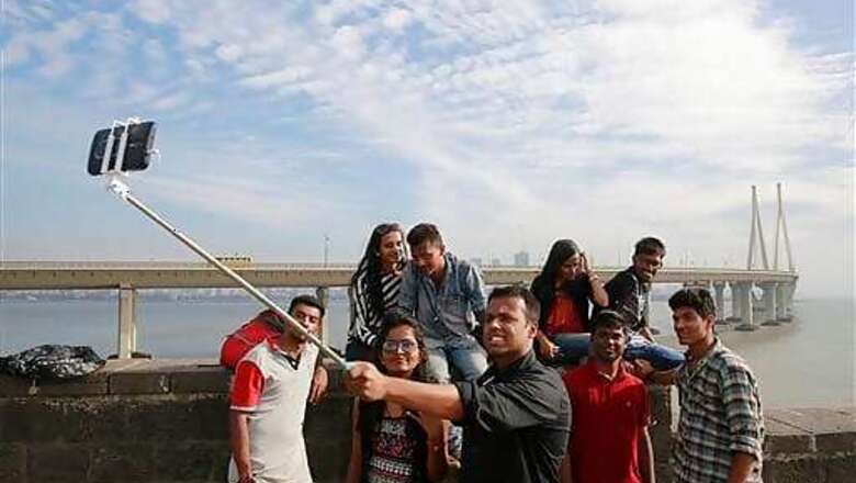 Mumbai declares 16 no-selfie zones across the city