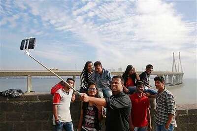 Mumbai declares 16 no-selfie zones across the city