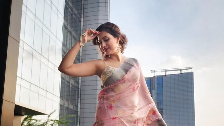 Actress Hamsa Nandini’s Ugadi Celebration Photos With Family Is A Hit