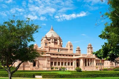 5 Magnificent Forts and Palaces of India