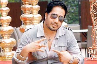 Singer Mika Singh to now act and produce films