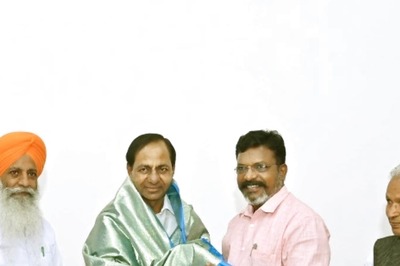 Welfare Schemes Must Be Implemented in Entire Country With the Spirit of Telangana: KCR