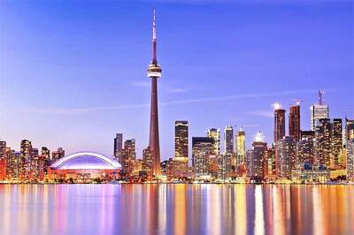 Toronto Hits Record Tourism Numbers in 2017, With 43.7 Million Tourists