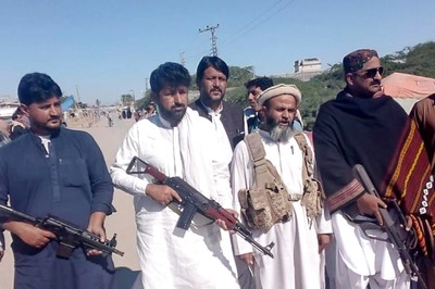 Pakistan: Coastal Highway Blocked in Balochistan's Gwadar After Police Arrest 'Haq Do Tehreek' Protestors