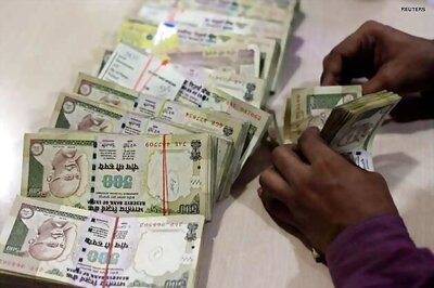 Rupee loses 3 paise against dollar at 63.28