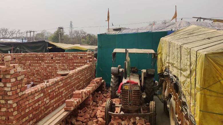 Salon, Gym, and Now Brick Homes: From Delhi Border, Singhu Turns into Punjab 'Pind' Amid Farmers' Protest