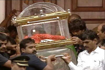 Jayalalithaa death: US Asks Its Nationals to Exercise Caution in Chennai