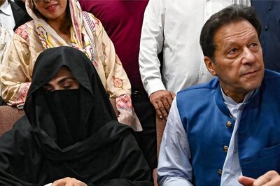 Pakistan Court Postpones Imran Khan and Wife Bushra's Indictment in Graft Case to Feb 27