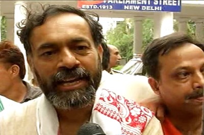 Prashant Bhushan moves Delhi HC against Yogendra Yadav's detention