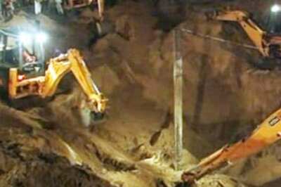 Five-year-old falls into borewell, rescue efforts on