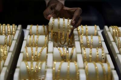 After Getting Hammered Overnight, Gold Rebounds as Recovery Fears Resurface Post US Fed Minutes