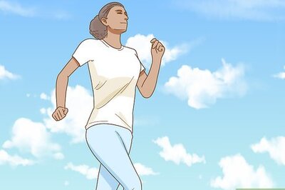 How to Move up Overhanging Rock Without Wasting Energy in Rock Climbing