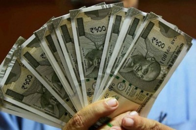 Rupee Settles Flat Against US Dollar