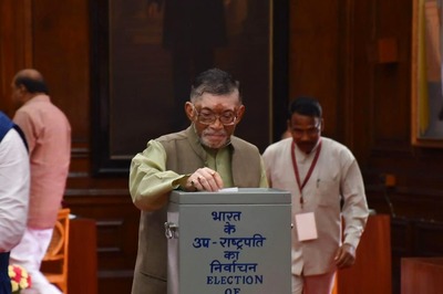 News18 Afternoon Digest: Vice-presidential Poll: Top MPs Vote as Alva vs Dhankhar Fight Picks Pace; 11 Dead in Bihar Hooch Tragedy and Other Top Stories