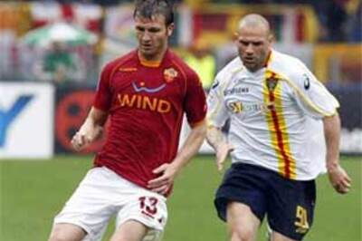 Roma come out on top in Lecce encounter