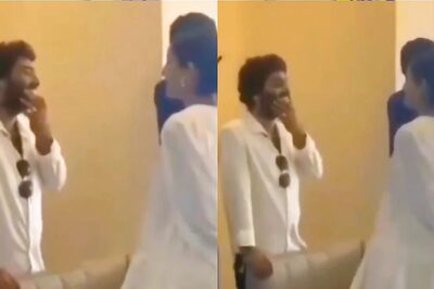 Anushka Sharma, Arijit Singh Share A Candid Moment During Match; Video Goes Viral Watch