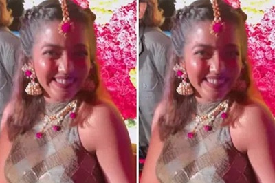 Mehndi Ceremony Video of Rohit Raut and Juilee Joglekar Goes Viral