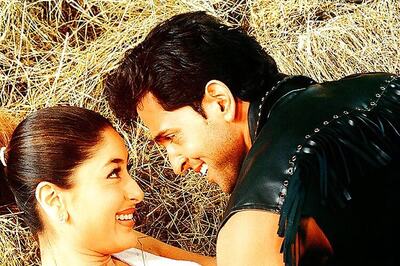 Hrithik Roshan to Bhagyashree: Actors who played the most unrealistic and sickeningly sweet characters in Rajshri movies