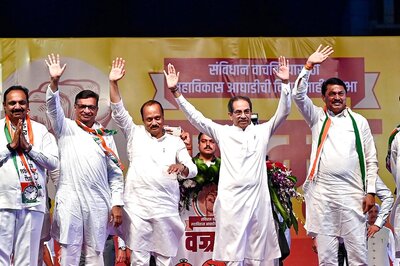 Lok Sabha Seat-sharing Talks a Cliffhanger After Splits and Realignments in Maharashtra