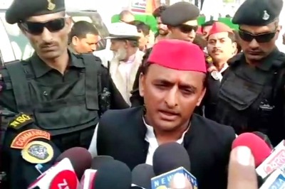 RSS Taking Food Items from NGOs, Distributing Them to BJP Members in ‘Modi’ Packets: Akhilesh Yadav