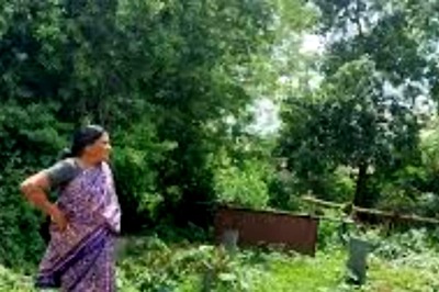 This Mysuru Woman Is Digging Graves For A Living For Last 20 Years