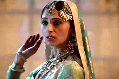 I am a huge fan of Helen: Pernia Qureshi