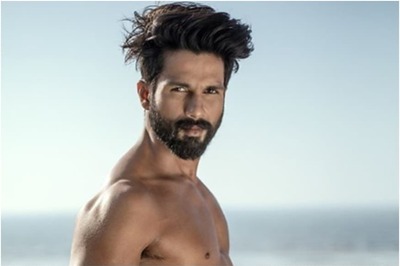Shahid Kapoor Transfers Money To 40 Background Dancers From Ishq Vishq, Shaandaar