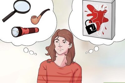 How to Host a Murder Mystery Party