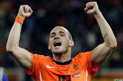 Sneijder, Van der Vaart back in Dutch squad for WC qualifiers