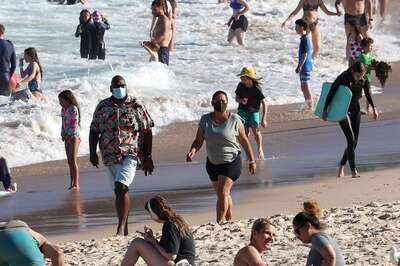 Latest International News Updates: Australia Reopens Its Borders, Macron To Meet Putin, Zelensky And More