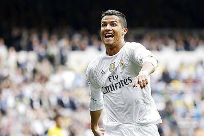 Real Madrid beat Las Palmas 3-1, stay top in La Liga