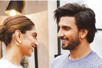 Ranveer Singh Reveals Deepika Padukone Sent Him Flowers and Handwritten Note to Wish Him Luck For 'The Big Picture'