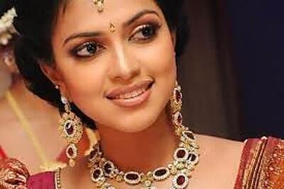 Malayalam actress Swarna Thomas on ventilator support