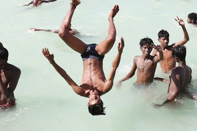 Bengal Sizzles Under Heatwave, No Rain Relief in Sight; Mamata Calls Emergency Meeting