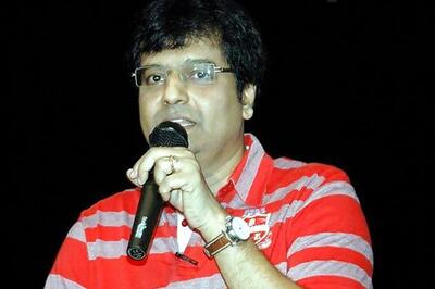 Tamil actor Vivek celebrates his birthday on Nov 19