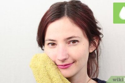 How to Apply Pressed Powder Foundation Makeup