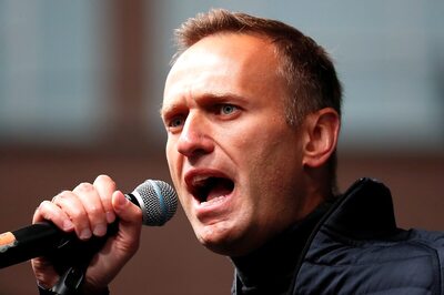Russian Parliament Orders Probe into Possible Foreign Link into 'Poisoning' of Alexei Navalny