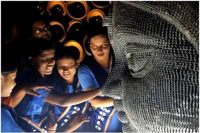 In Kolkata, a Durga Puja Pandal Crafted Out of Nails and Threads to Make it 'Visible' to the Blind
