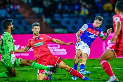 Bengaluru FC Bounce Back With Sivasakthi's Late Strike to Secure 1-1 Draw Against NorthEast United